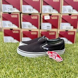 Size 7.5M/9W - VANS Classic Slip-On Black