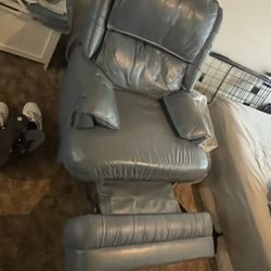 Recliner Couch 