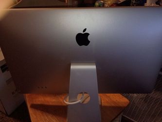 Apple iMac Desktop All-in-One