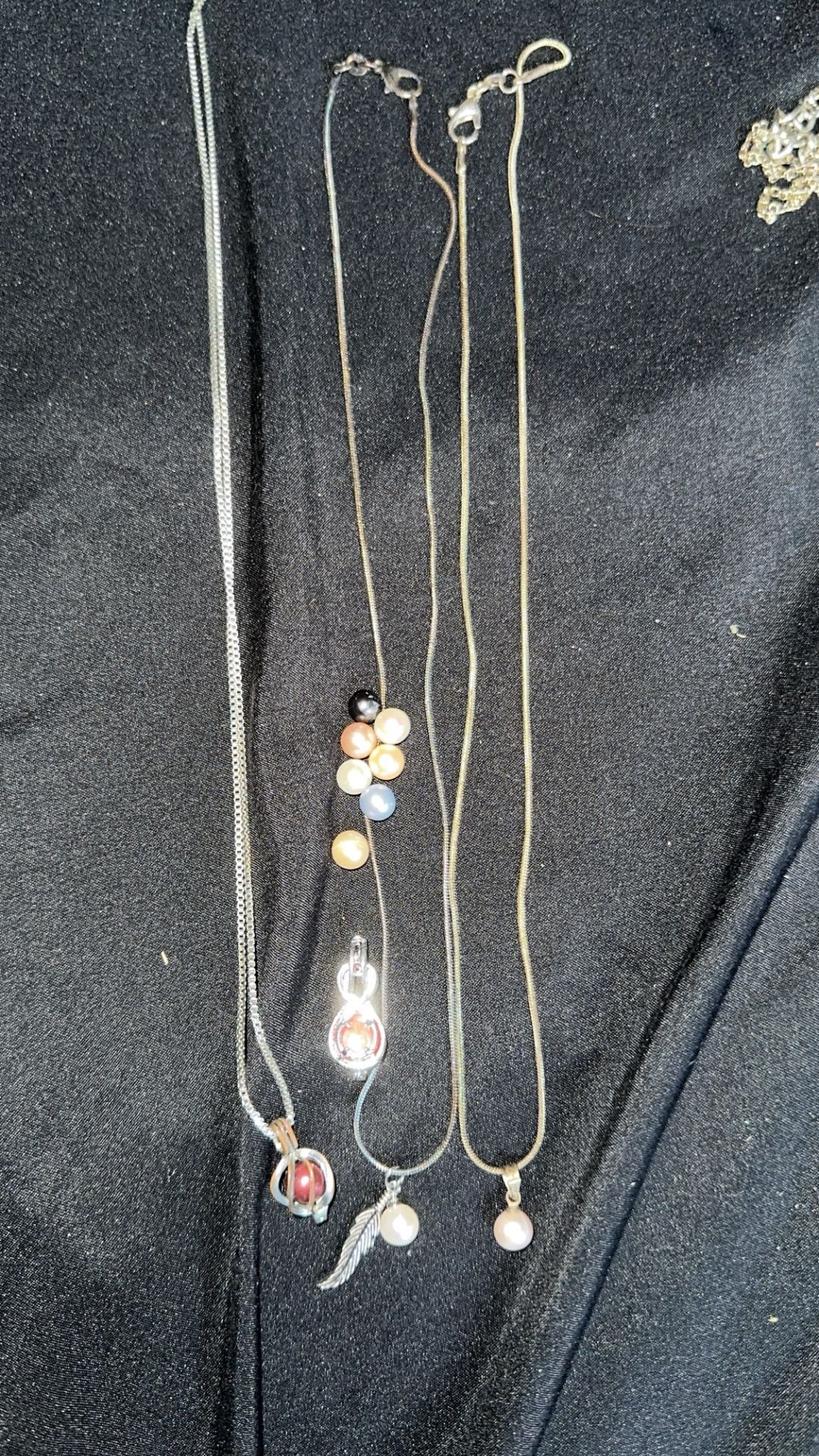 Necklace With Pearls 