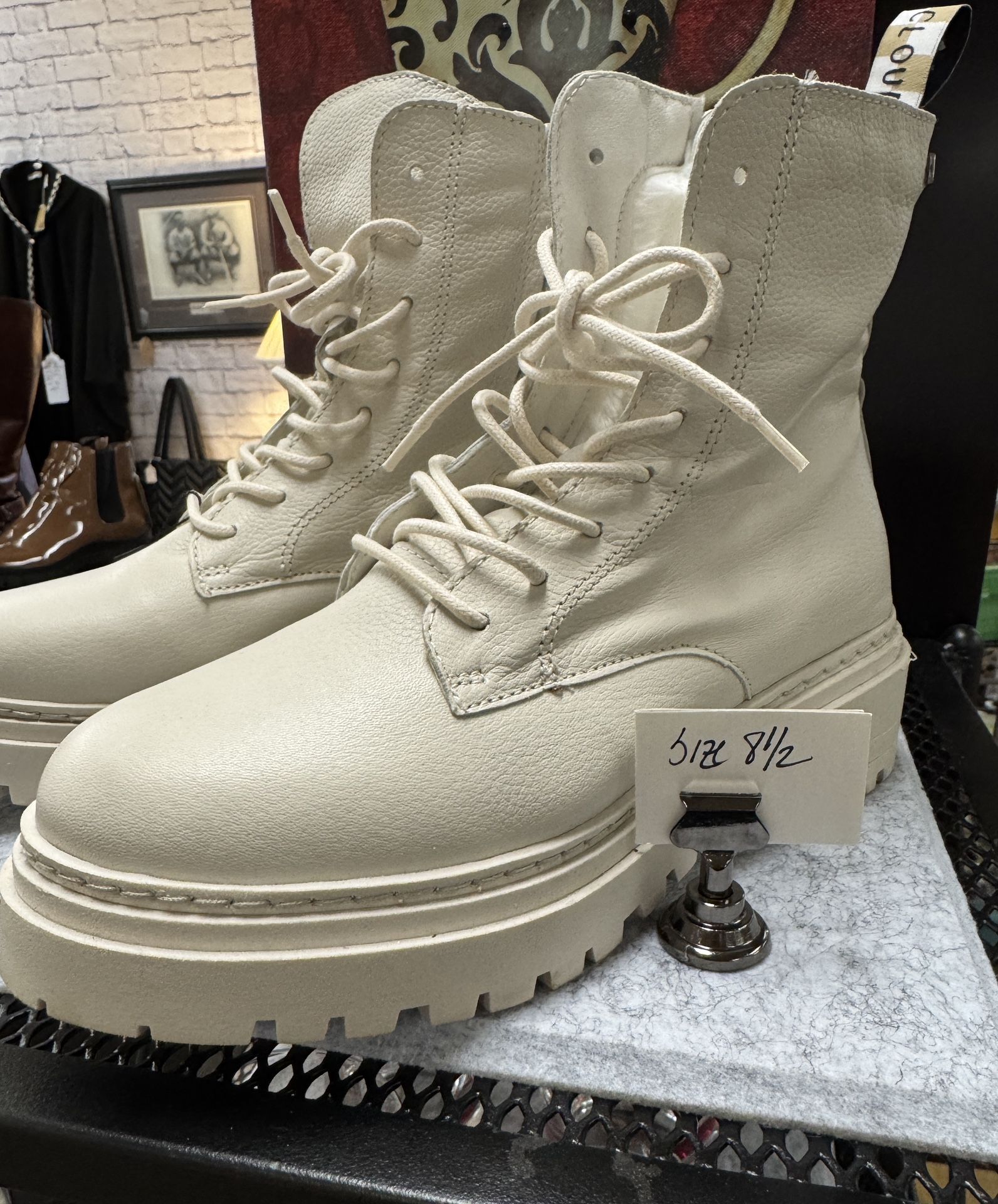 Musse & Cloud Boots
