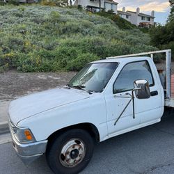 Toyota Flatbed Pick Up Truck