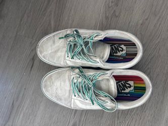 Women’s shoes