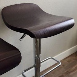 3 Upscale Wood Adjustable Height Bar Stools