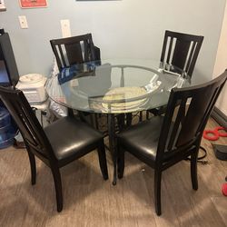 Dining Table & Chairs