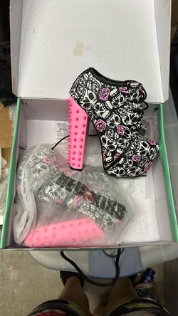 Skull heels