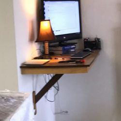 Corner, wall-hanging desk + matching side table