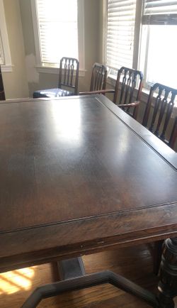 Beautiful wood table with leaves