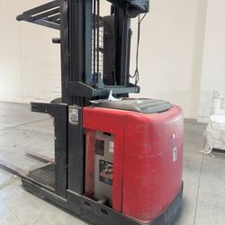 Forklift