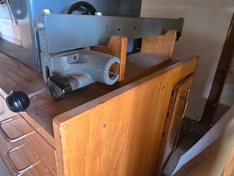 Delta contractors table saw