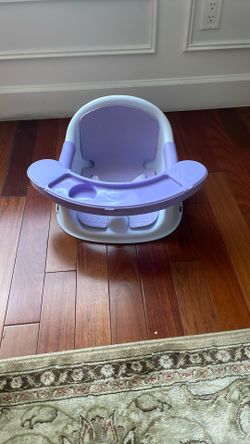 Infantino Baby Booster Seat.