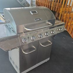 Nexgrill 5 Burner plus Side Burner Propane Gas Grill