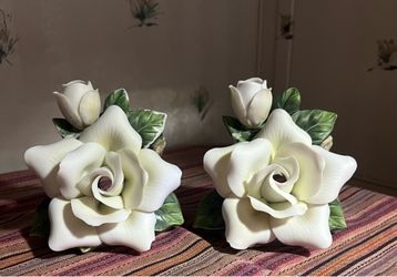 Avon Vintage Porcelain White Rose Night Light