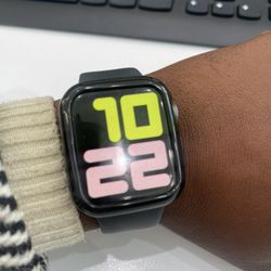 44mm Apple Watch Series 4 (2018)