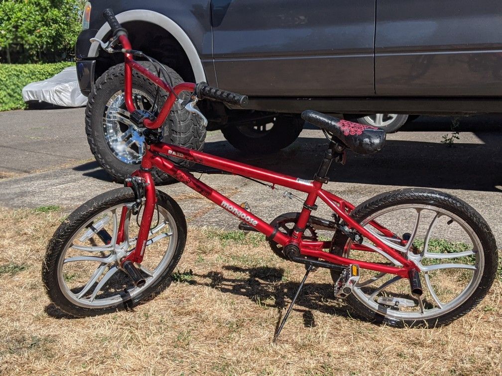 Red Mongoose Raid BMX Bike