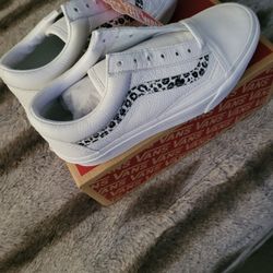 Vans Off The Wall Women's Size 5 Shoe 