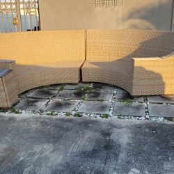 Wicker Patio Furniture Set With Side Or Middle Table