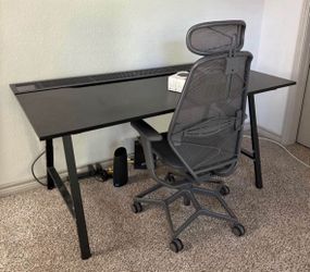 Ikea gaming deck and chair set
