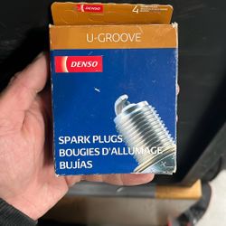 Brand New U Groove Spark Plugs 4 Pack