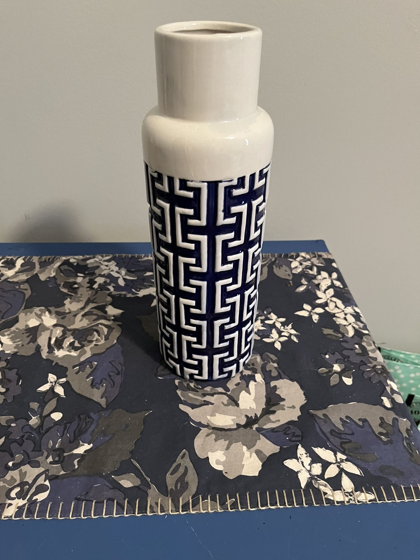 NAVY AND WHITE VASE