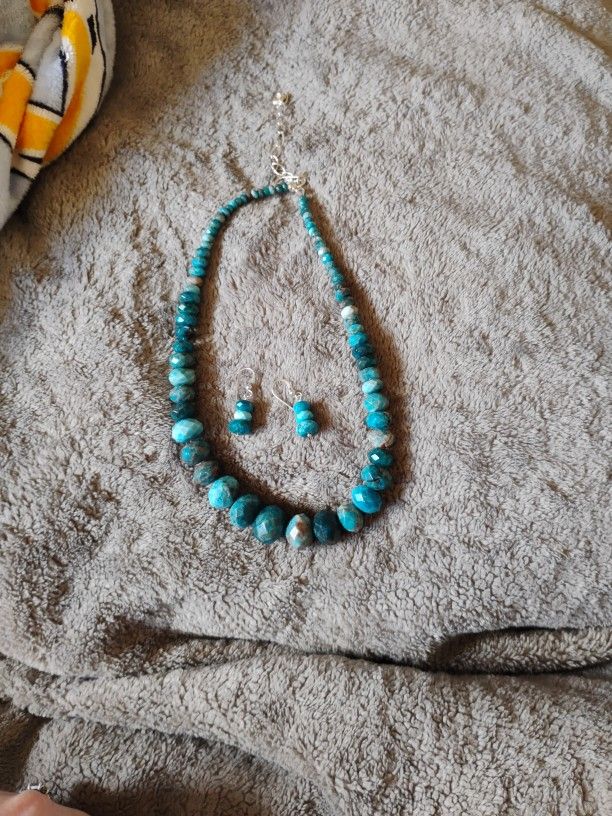 Necklace & Earring Set