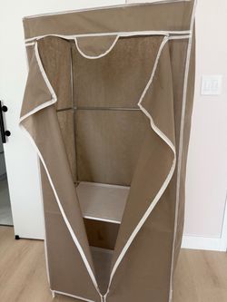 Portable closet
