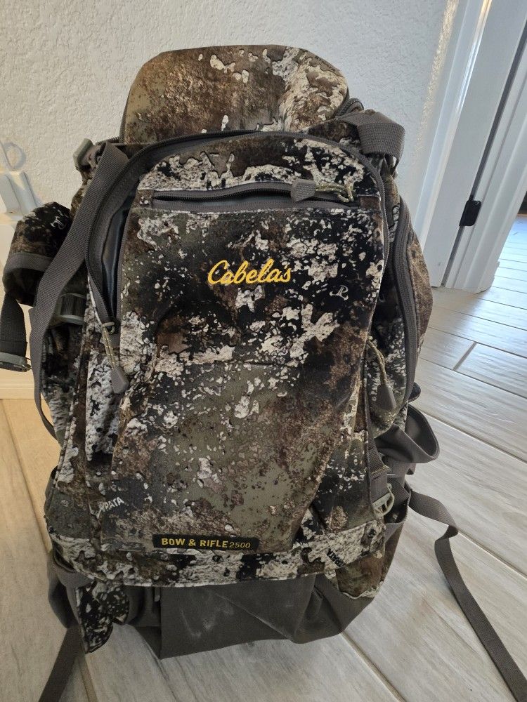 Cabelas Rifle And Bow Backpack 42 Liter