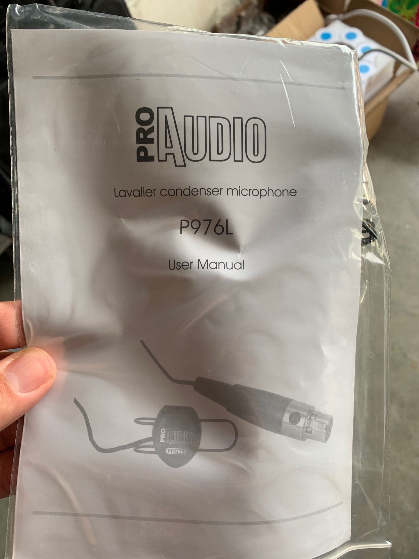 Lavalier condenser microphone