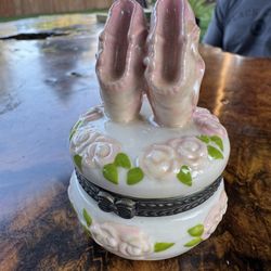 Ballet Slipper Trinket Box With Tiny Slippers