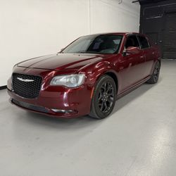 2019 Chrysler 300