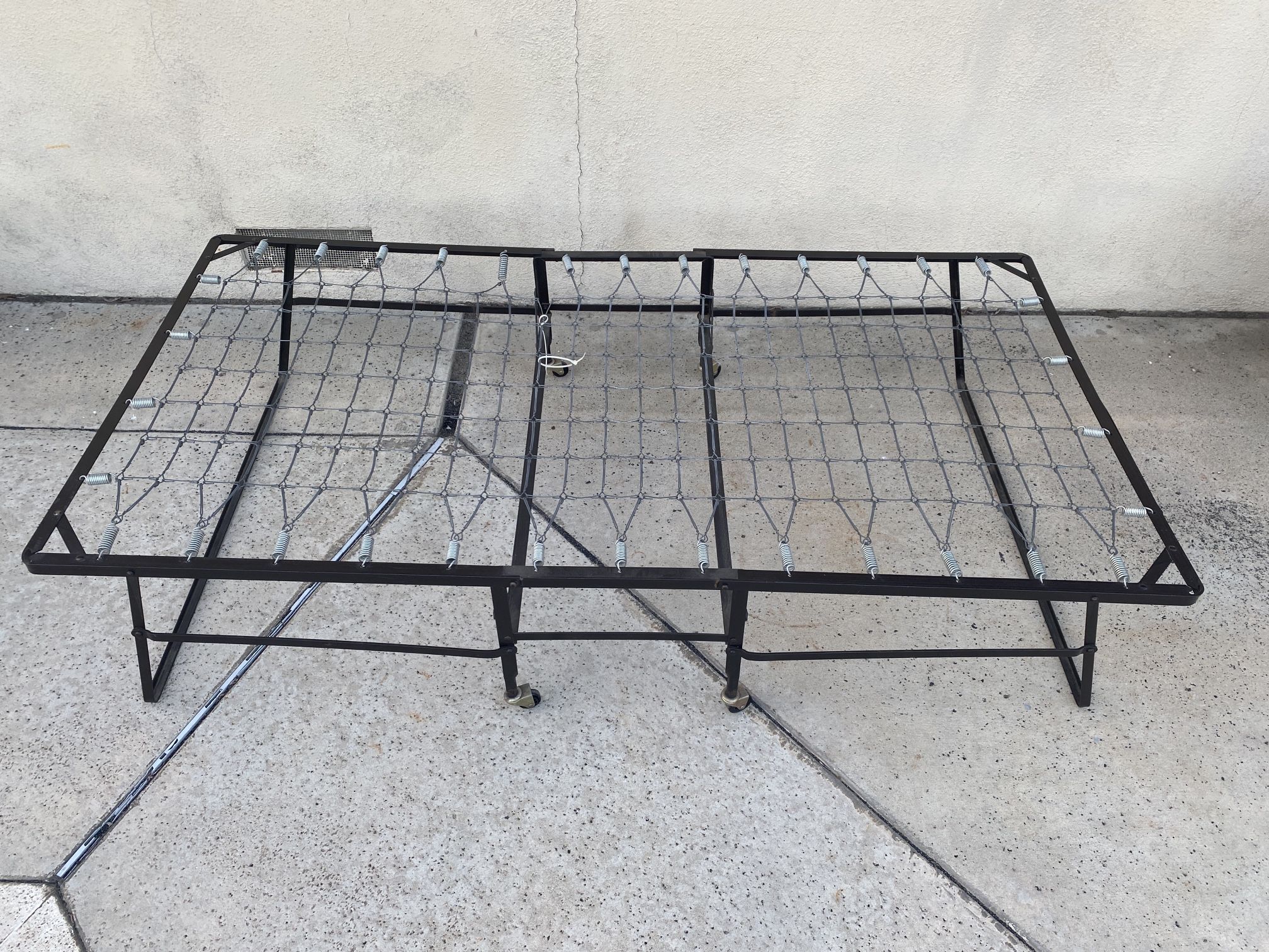 Twin Rolling Fold Away Bed