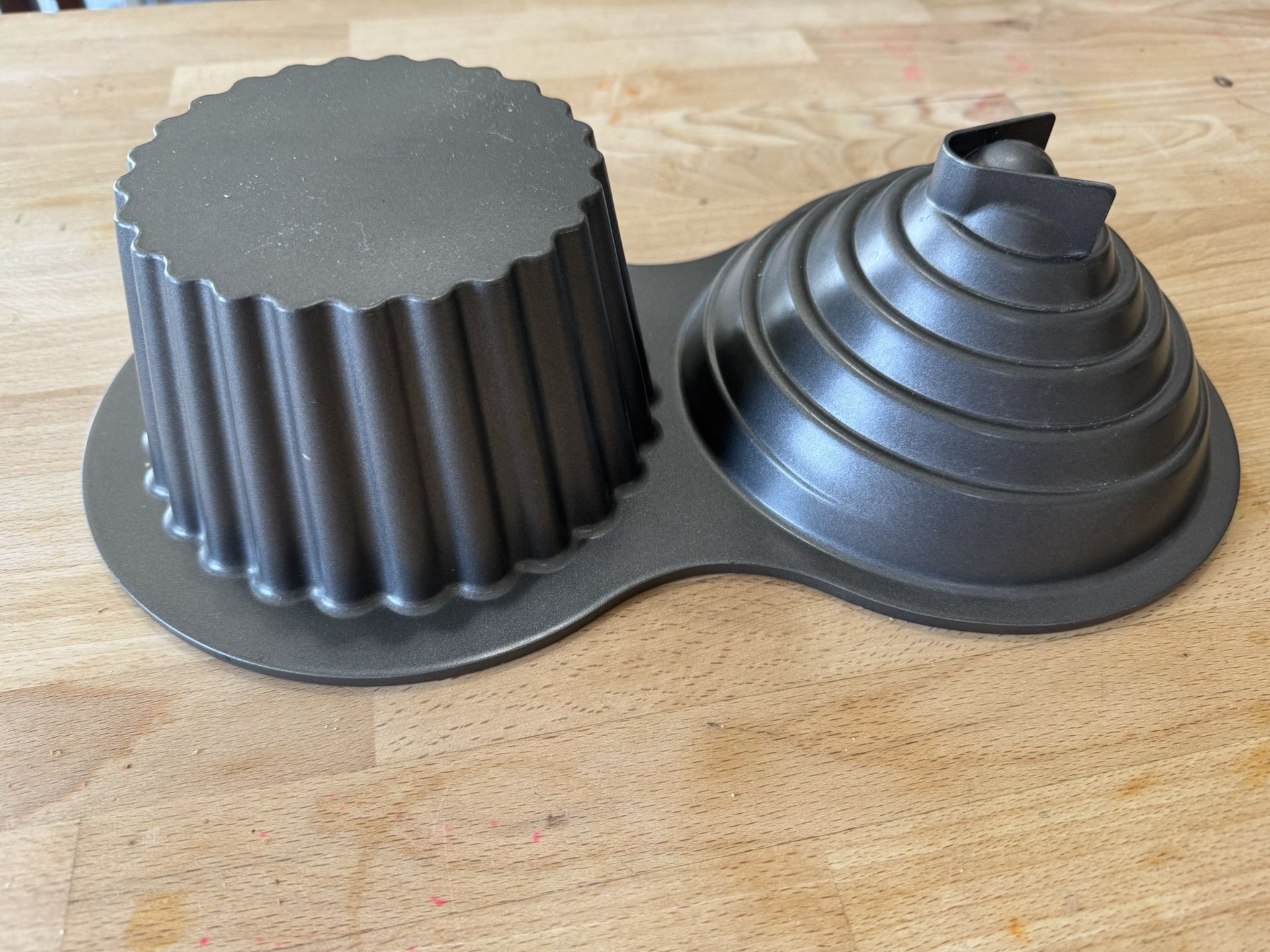 Giant Cupcake Pan