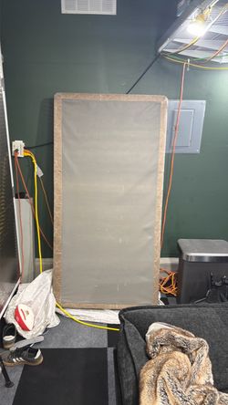 Twin box spring