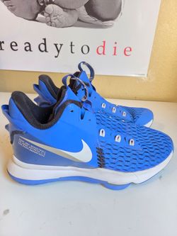 Blue Nikes size 7.5 women
