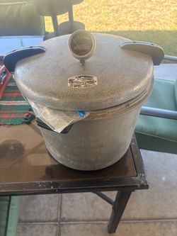Vintage Mirro-Matic Aluminum Pressure Can