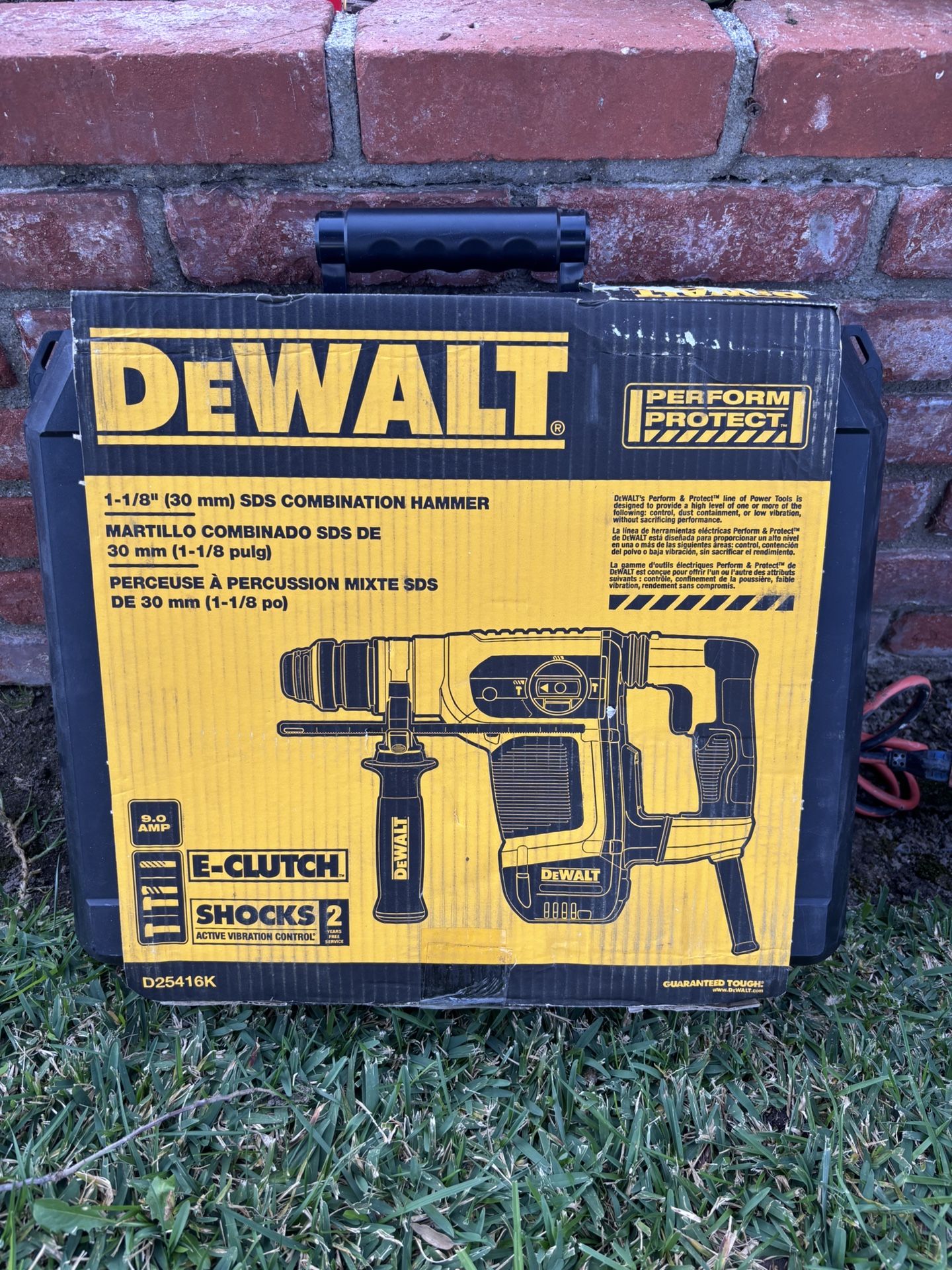 DEWALT 1-3/4 in. SDS MAX Combination Rotary Hammer Kit with Case and Side Hand tool