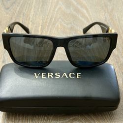 Gently Used Versace Glasses