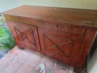 Free...free.     mahogany wood