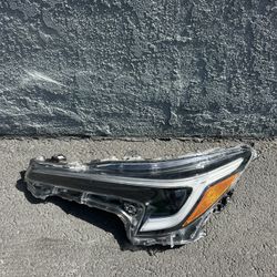 2023 2024 2025 Toyota Corolla LEFT DRIVE  Side Headlight Oem