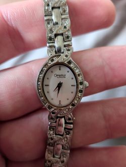 Caravelle by Bulova Gemmed Silver Tone Wristwatch Analog Metal Bracelet