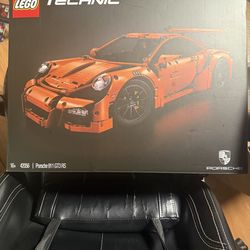 LEGO Technic Porsche 911 GT3 RS 42056 Set Boxed and Sealed