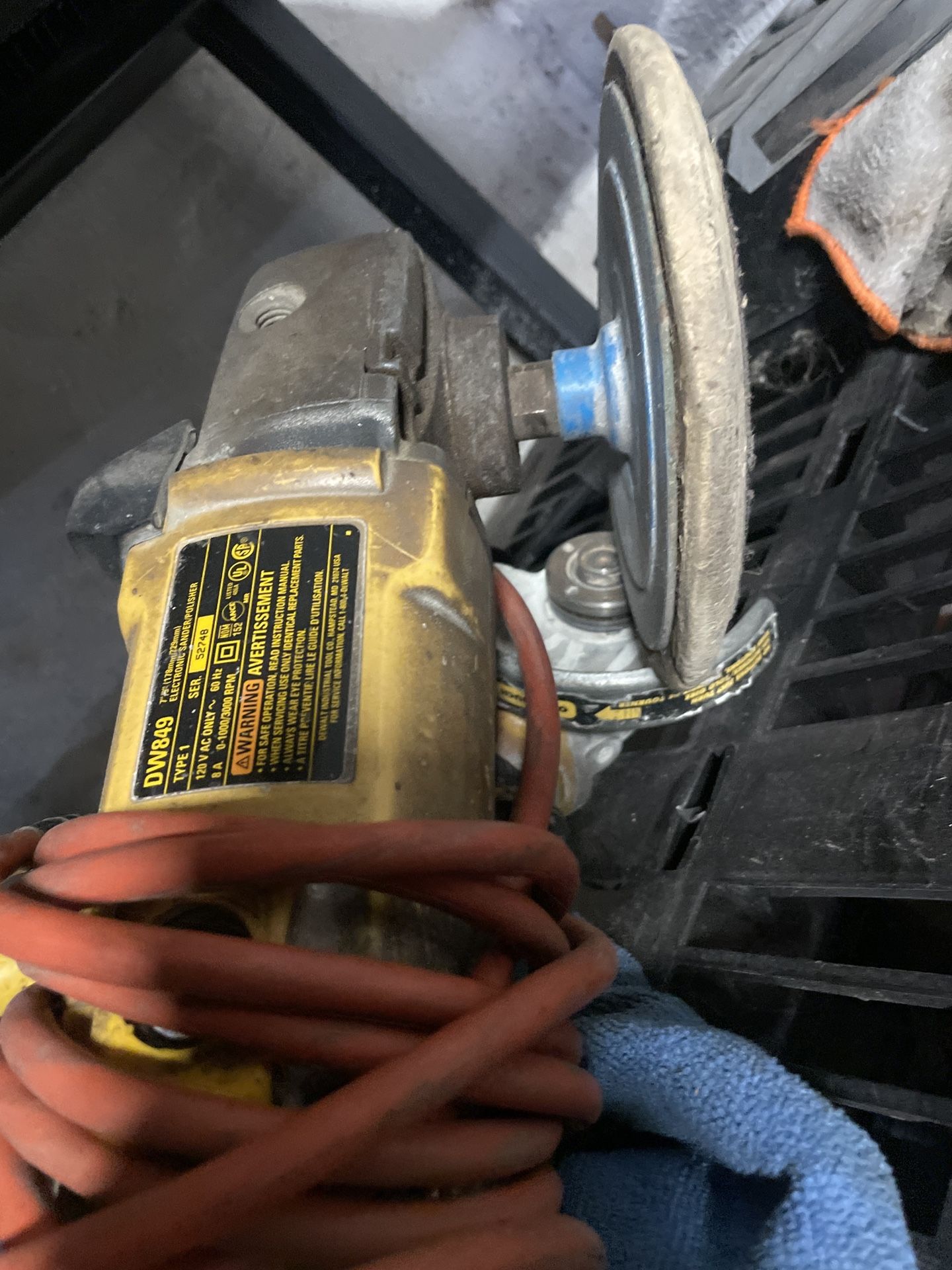 DeWalt Angle Grinder (DW489, Corded)