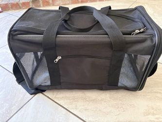 Small  dog & puppy carry bag like new