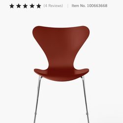 Authentic Series 7 chairs by Fritz Hansen