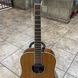 TACOMA DR-20 ACOUSTIC ELECTRIC GUITAR