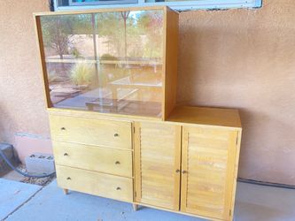 Vintage Hutch/Cabinet