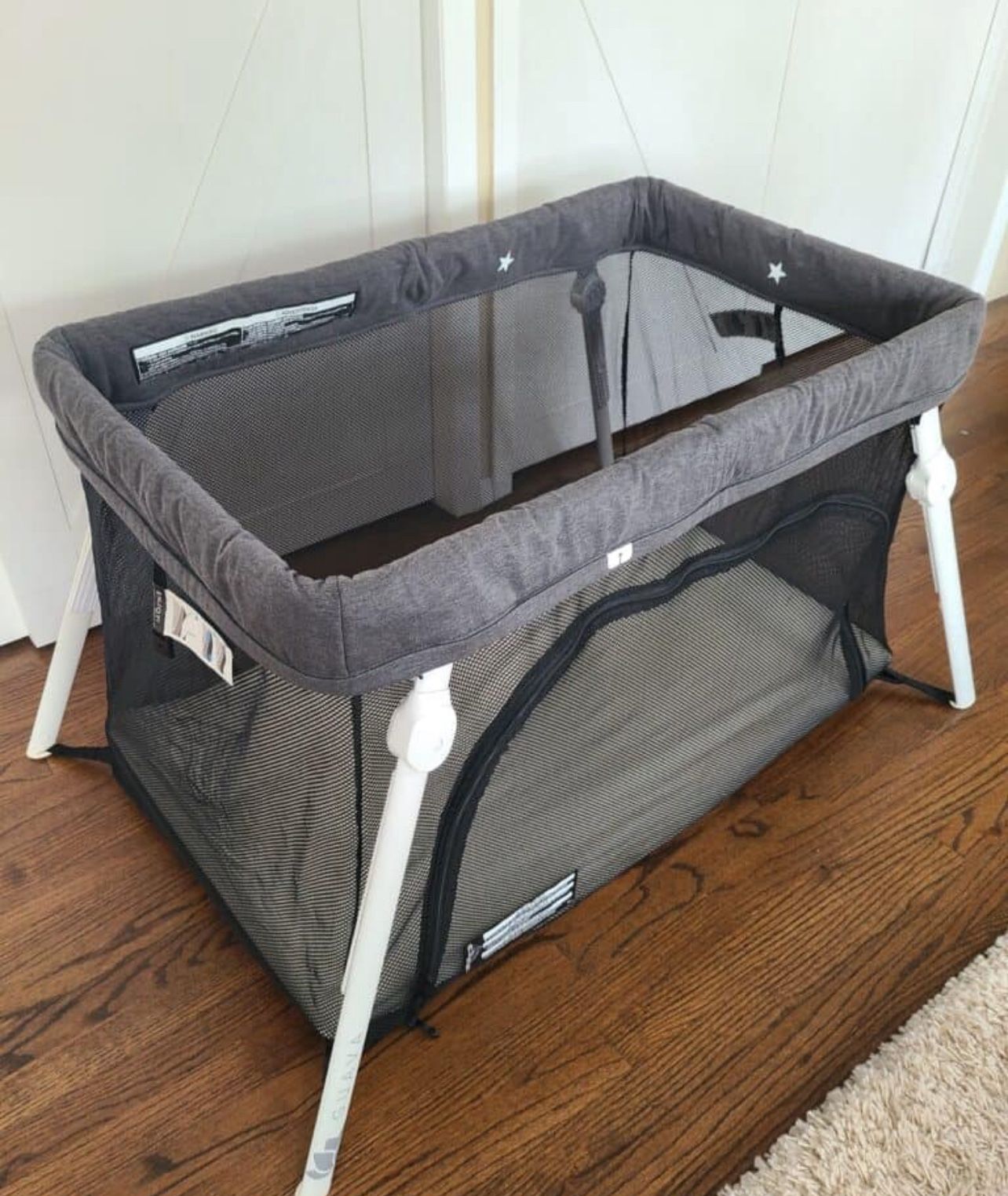 Guava Lotus Travel Crib 
