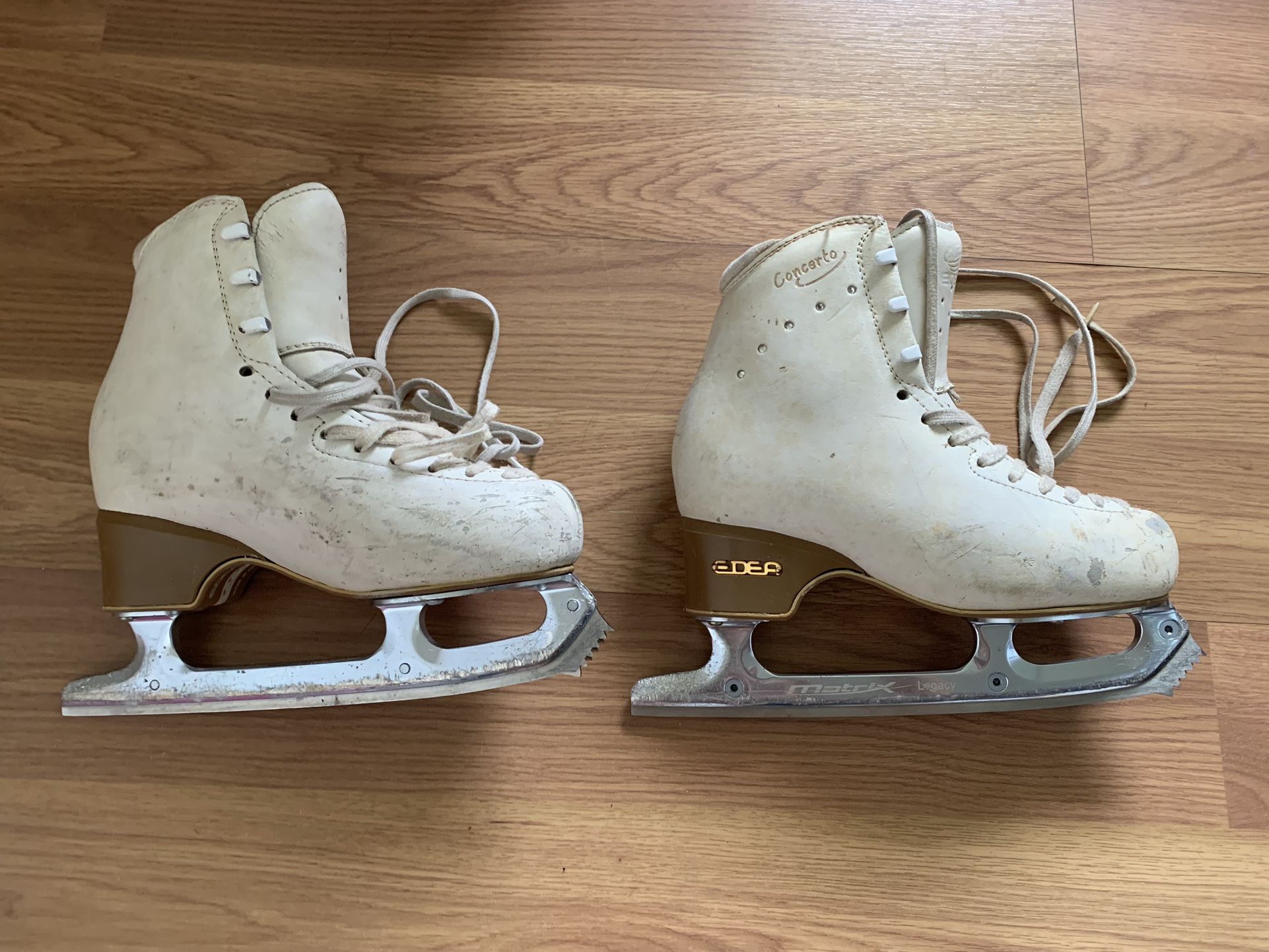 Preowned Edea Concerto figure skates size 230 matrix blades