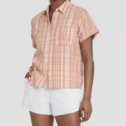 Women's Coral Plaid Short Sleeve Button Down Shirt-Universal Thread (Size Large)