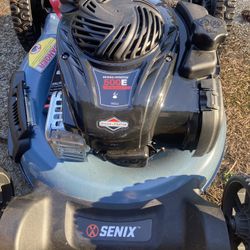 New Senix 21” Gas Push Lawn Mower 140cc 4 Cycle Briggs And Stratton Engine